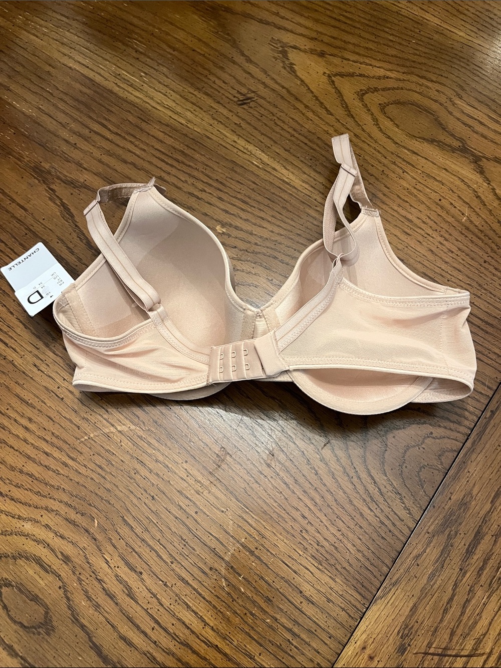 Chantelle Light Nude Smooth Underwire T-Shirt Bra, size 34 D, new with tags - Picture 8 of 13